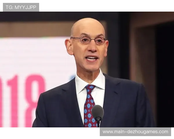 总裁萧华现身观众席亲临NBA中国赛见证篮球盛事 总裁萧华现身观众席亲临NBA中国赛见证篮球盛事