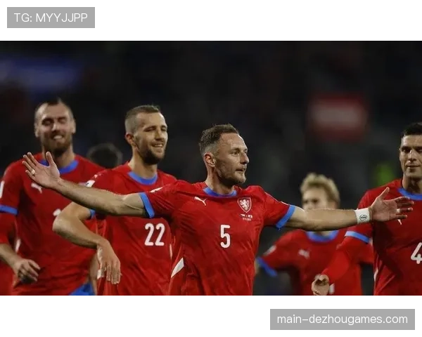 捷克队点球大战晋级，绍切克与曹法尔英超经验价值凸显